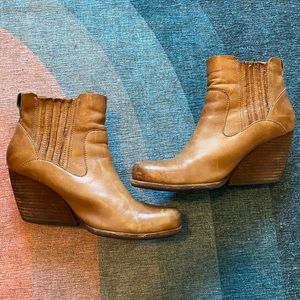 Kork-ease wedge Chelsea boot